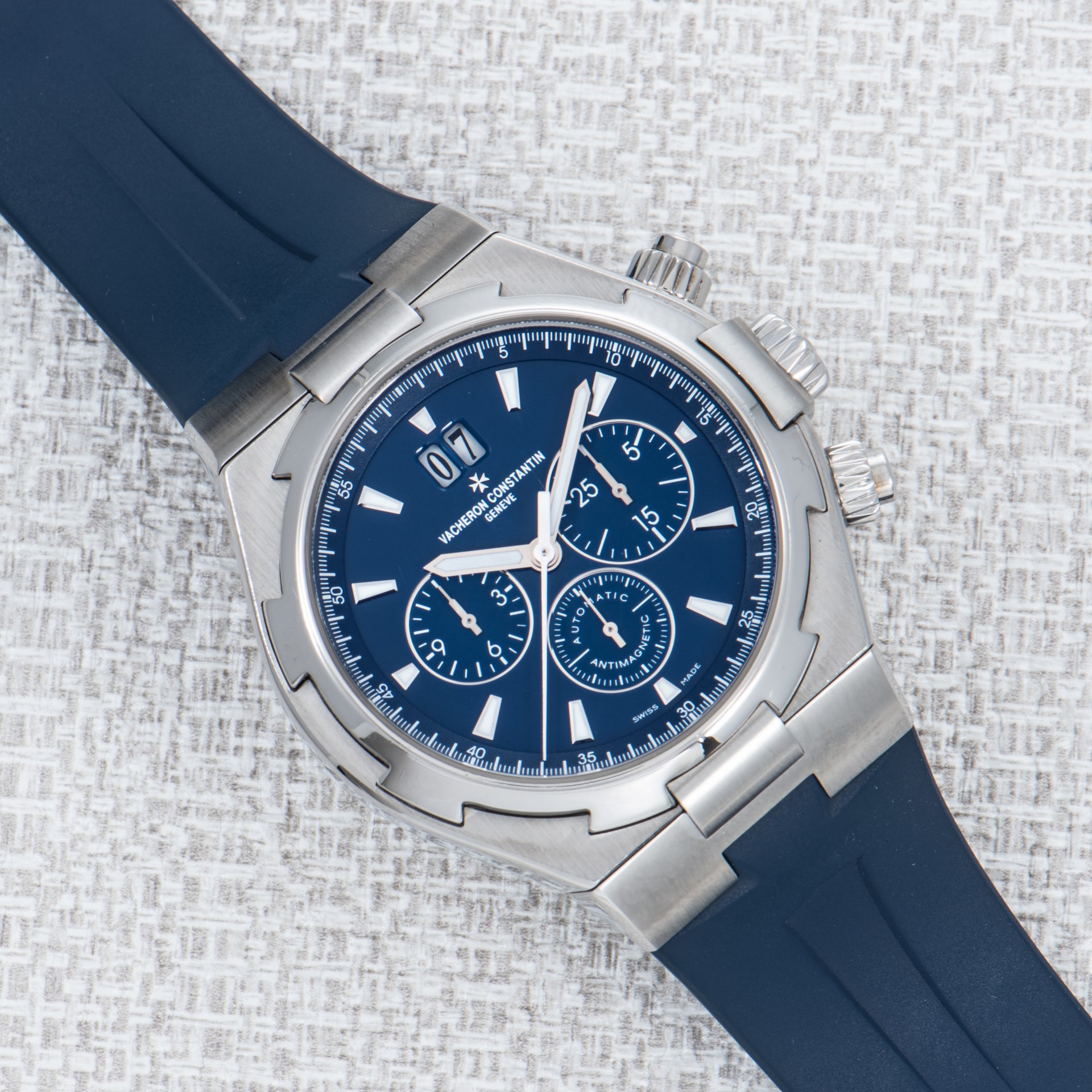 Pre-Owned Vacheron Constantin Overseas Chronograph