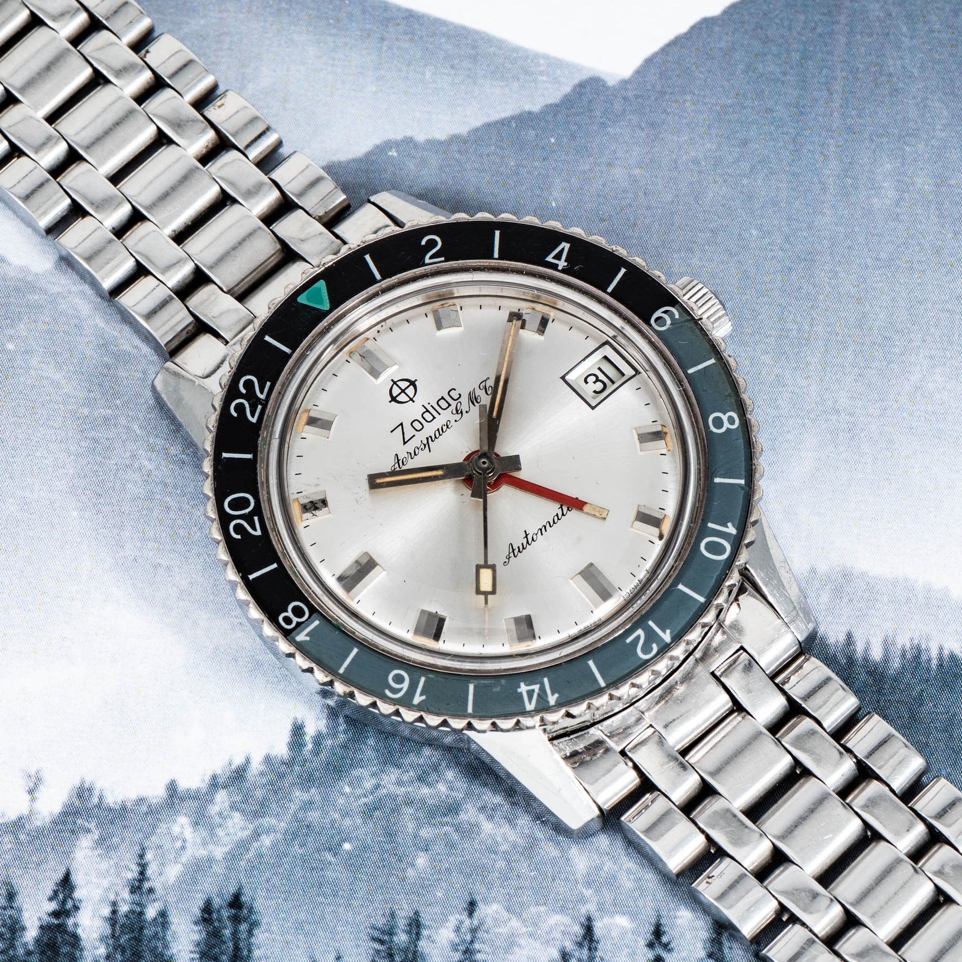 Pre-Owned Zodiac Aerospace GMT